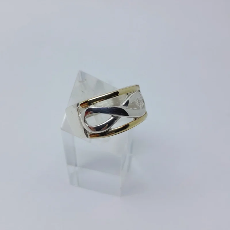 Anillo plata y oro infinito - Imagen 2