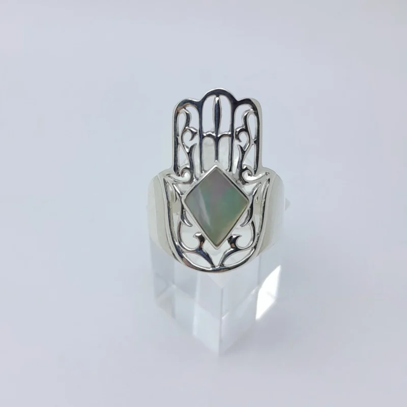 Anillo plata y nacar Mano de fatima