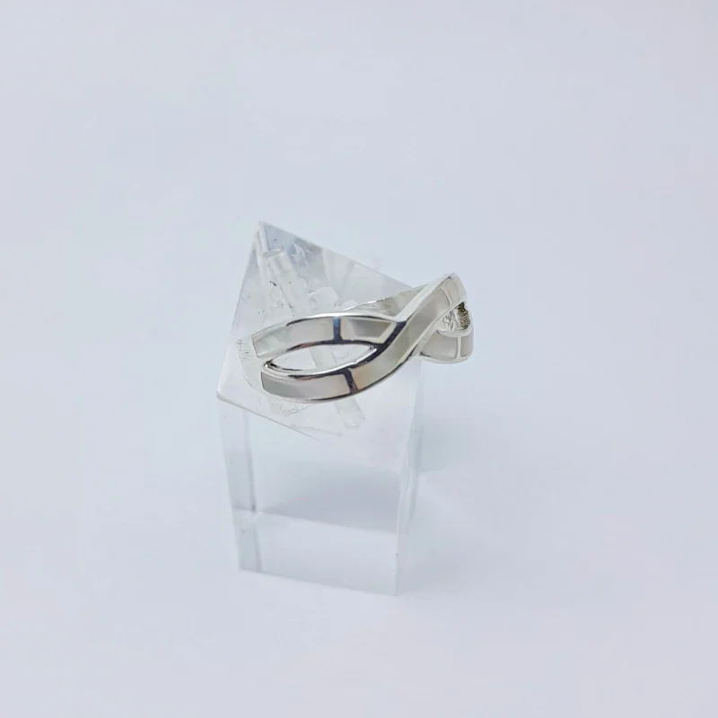 Anillo plata y nacar Infinito