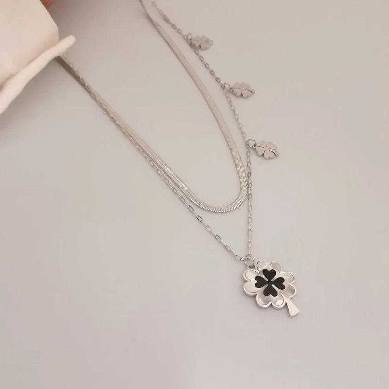Collar Trebol Nacar