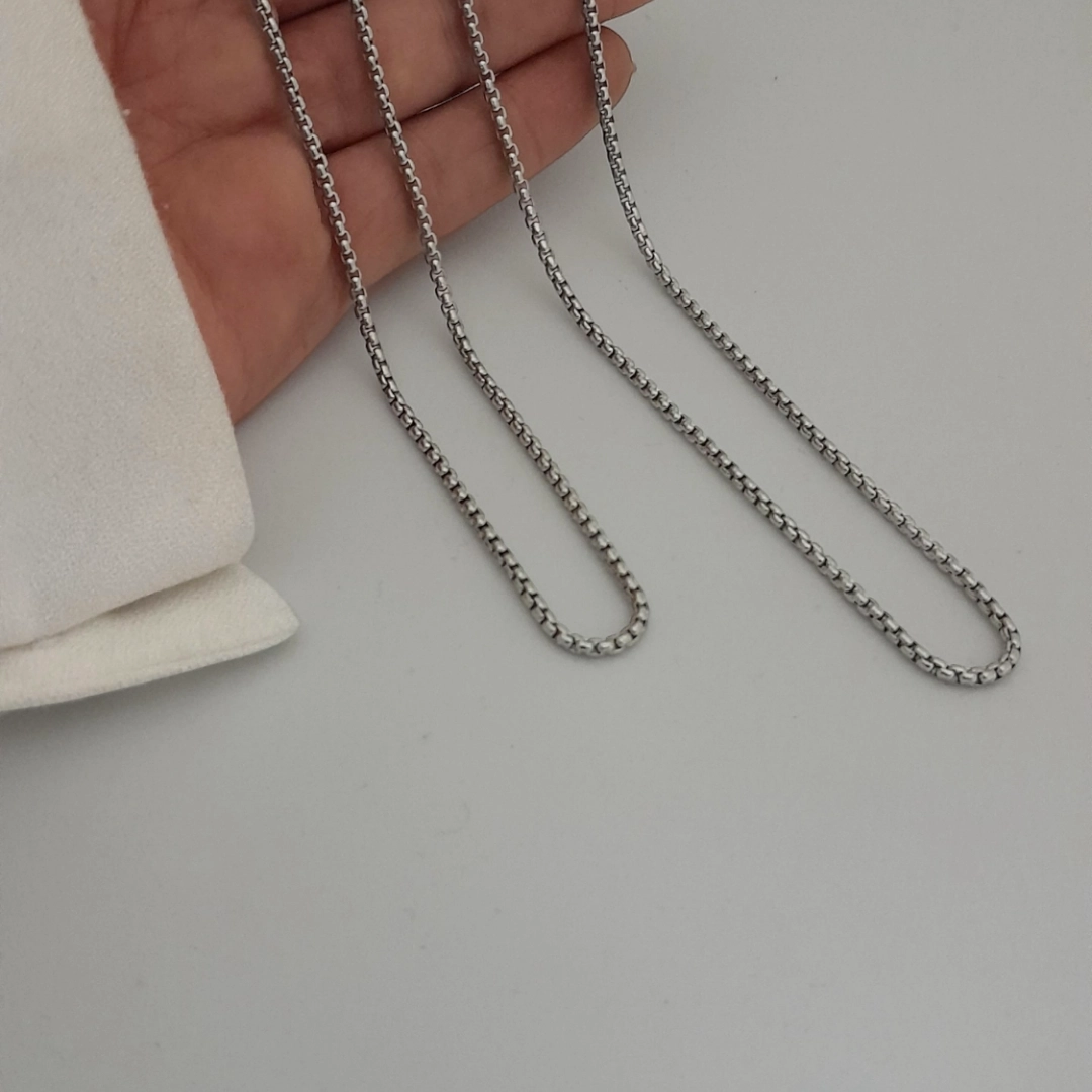 Cadena de acero