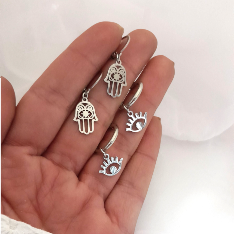 Aros Plateados con Dijes