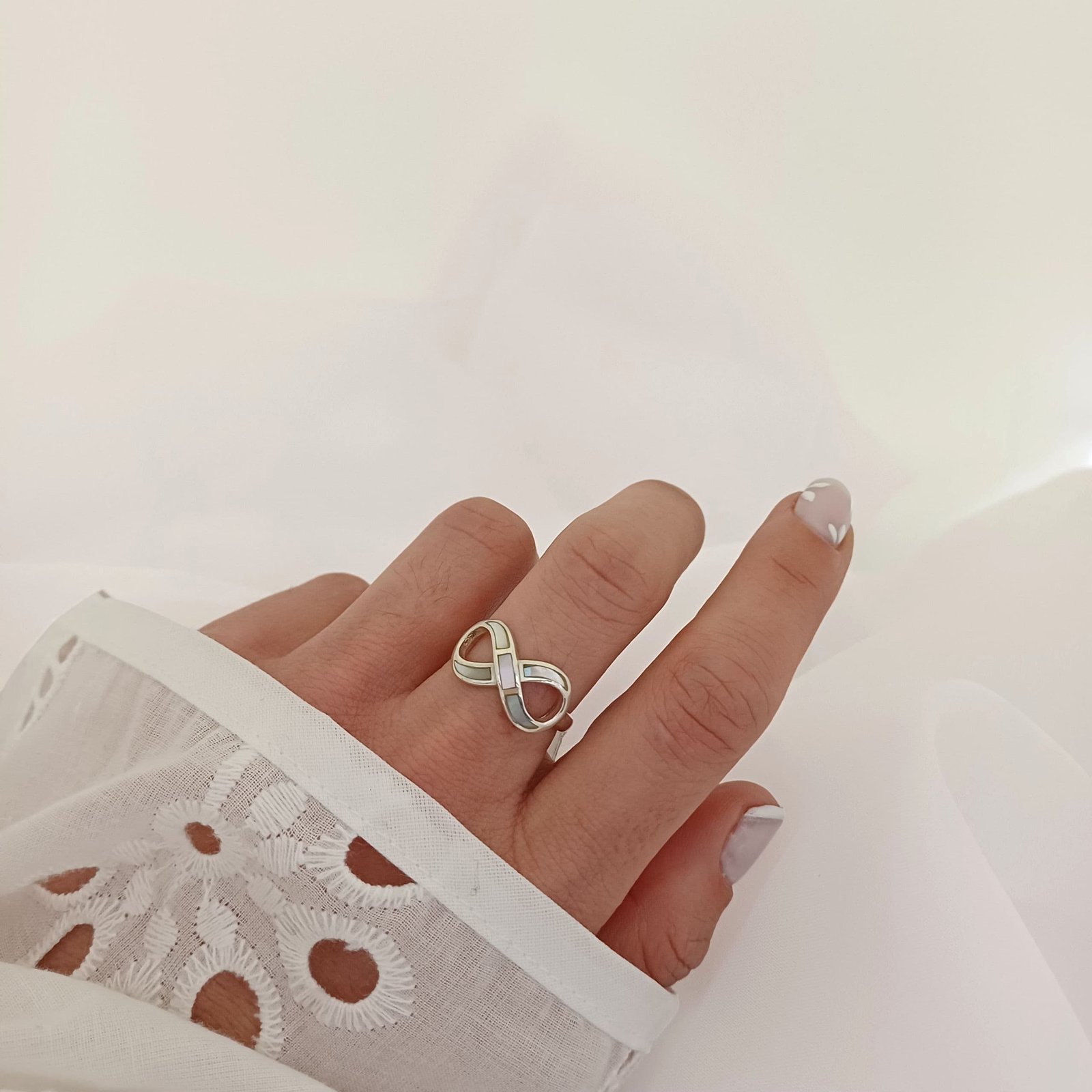 Anillo Infinito Nacar -Plata925