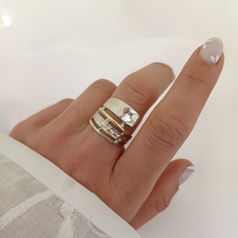 Anillo plata y oro Semi-martillado