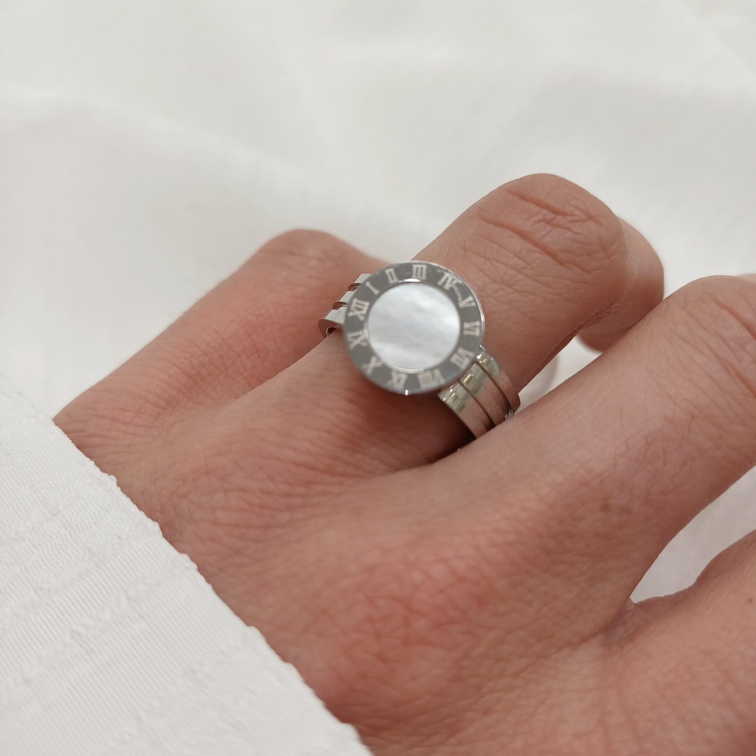 Anillo Acero Quirurgico -Numeros Romanos - Imagen 2