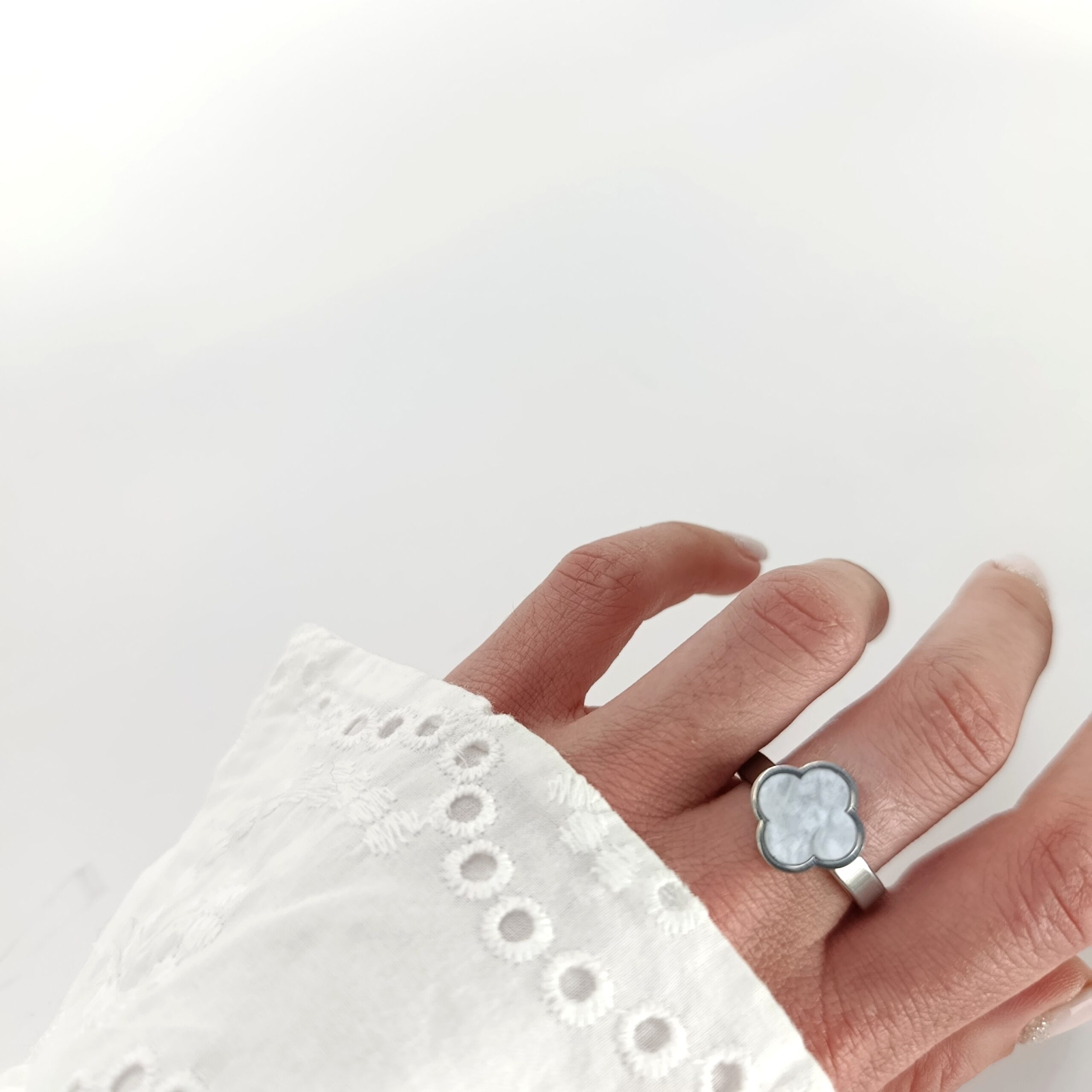 Anillo Acero Quirurgico -Trebol - Imagen 2