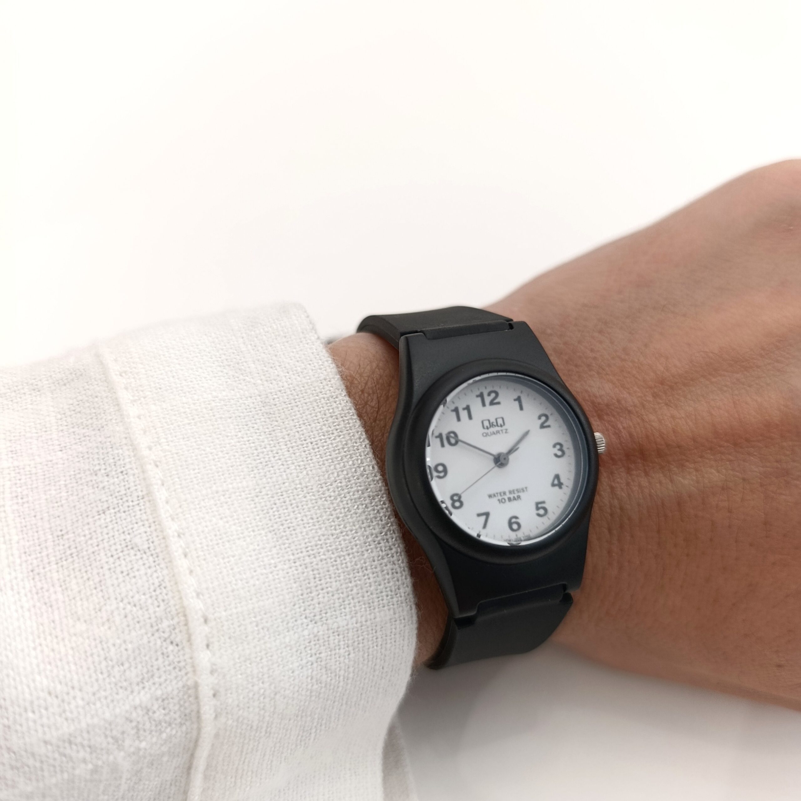 Reloj Q&Q 005Y -Negro