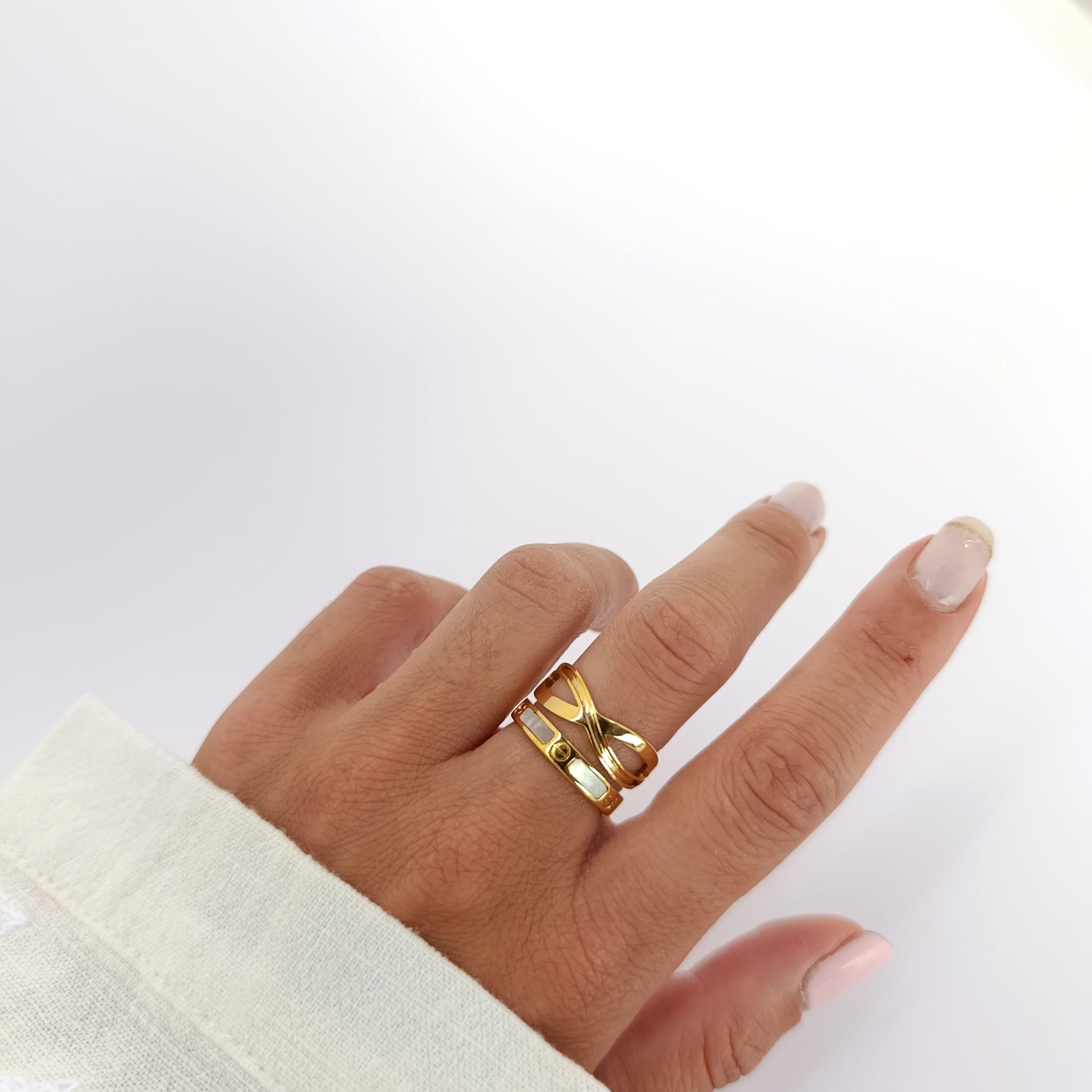 Anillo Acero Dorado -Infinito