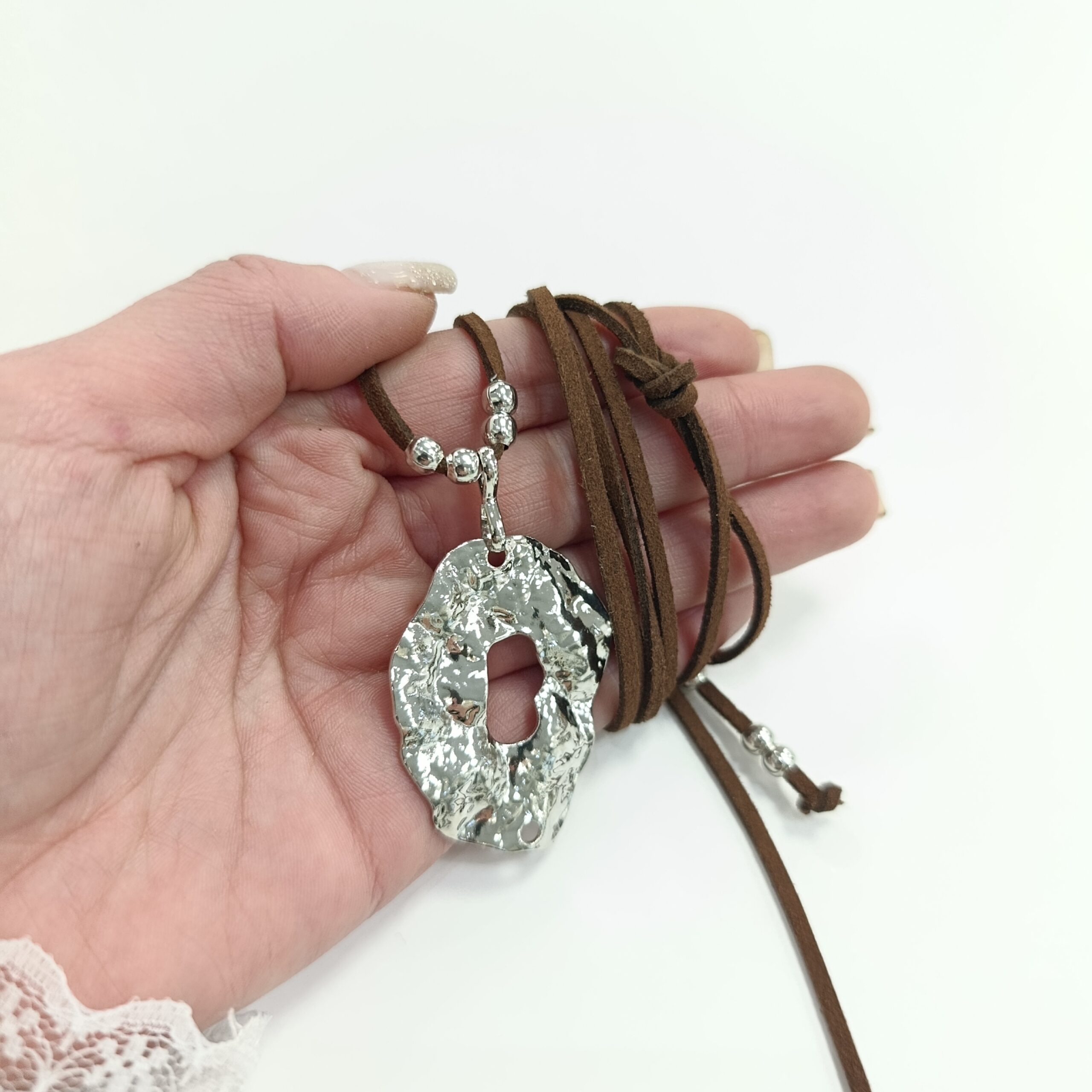 Choker India